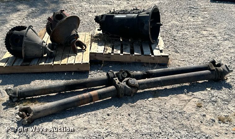 image for item DX1434 Eaton Fuller Roadranger transmission parts