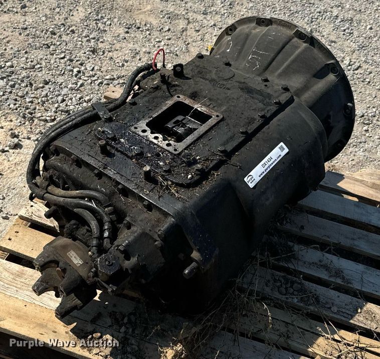 image for item DX1434 Eaton Fuller Roadranger transmission parts