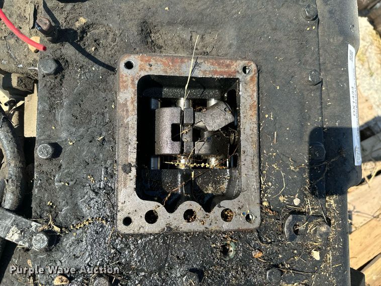 image for item DX1434 Eaton Fuller Roadranger transmission parts