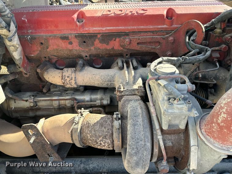 image for item EE7850 2010 Peterbilt 386 semi truck