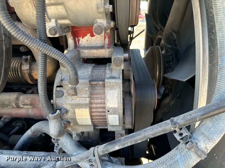 image for item EE7850 2010 Peterbilt 386 semi truck