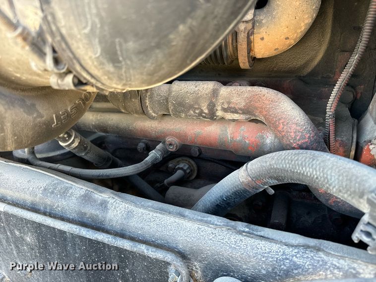 image for item EE7850 2010 Peterbilt 386 semi truck