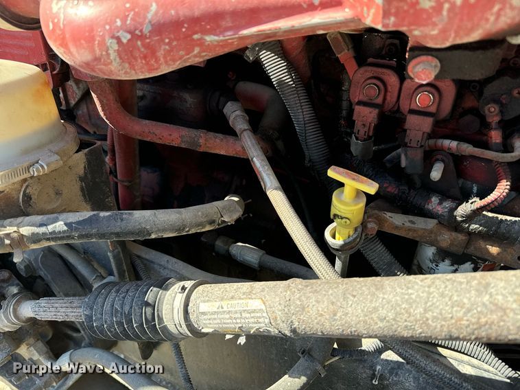 image for item EE7850 2010 Peterbilt 386 semi truck