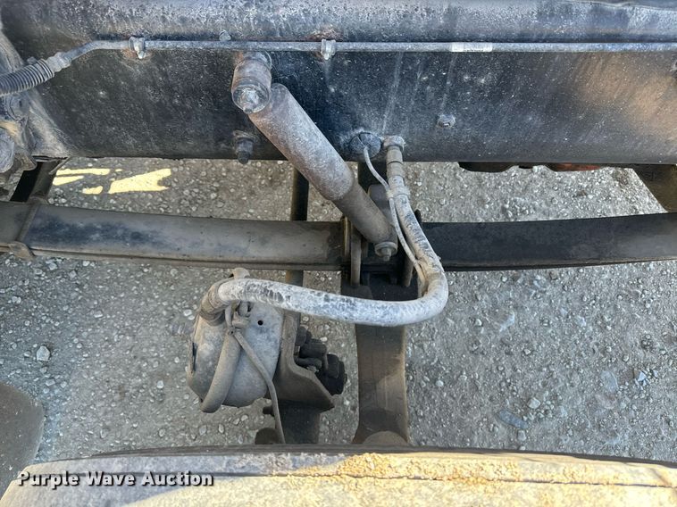 image for item EE7850 2010 Peterbilt 386 semi truck