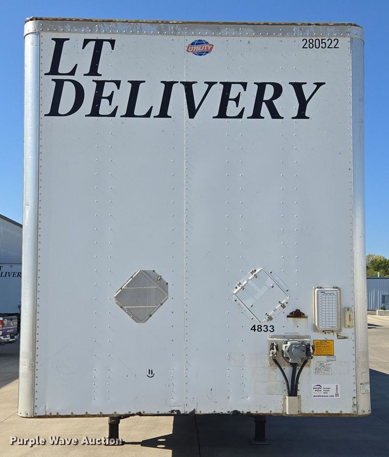 image for item EE8665 2008 Utility Trailer  dry van trailer