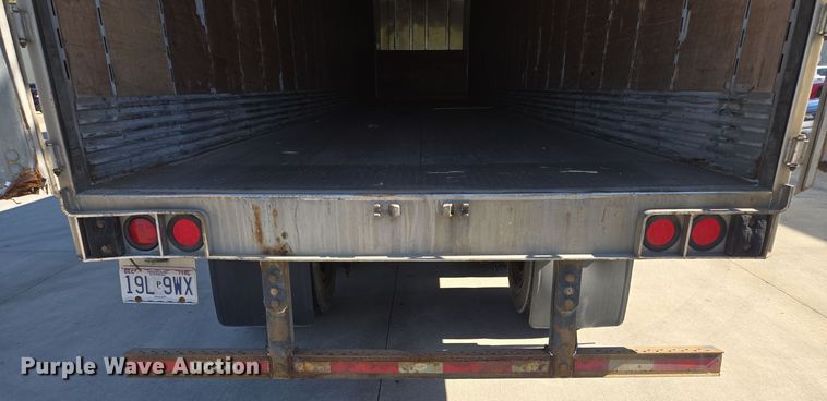 image for item EE8665 2008 Utility Trailer  dry van trailer