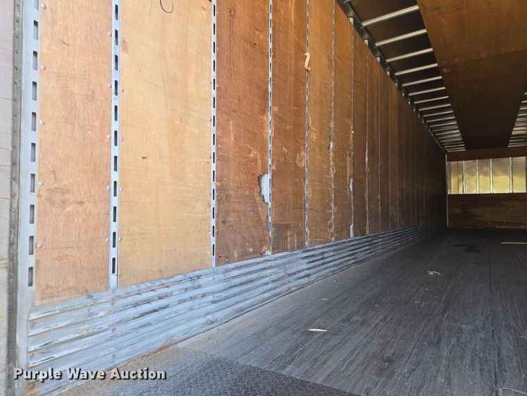 image for item EE8665 2008 Utility Trailer  dry van trailer