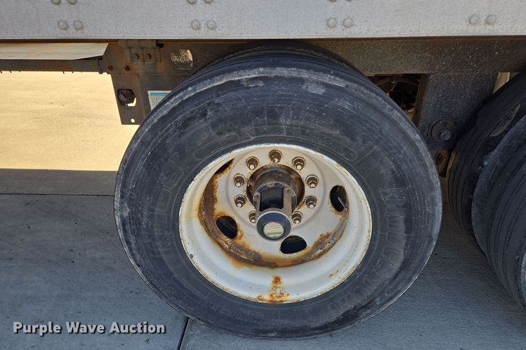 image for item EE8665 2008 Utility Trailer  dry van trailer