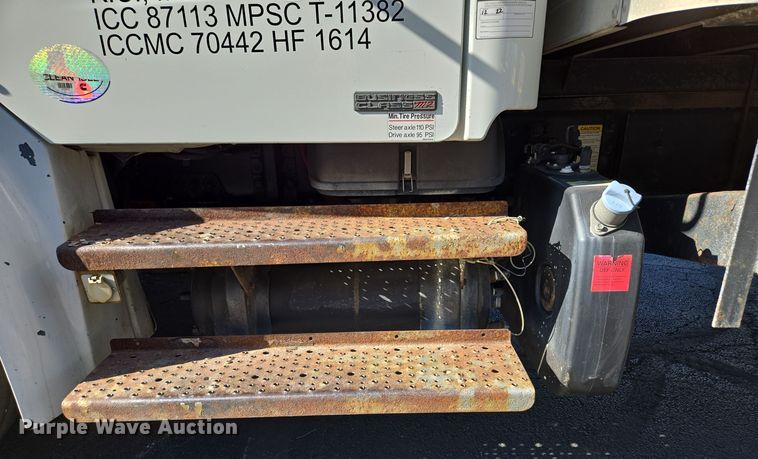 image for item EE8667 2012 Freightliner  Business Class M2 box truck