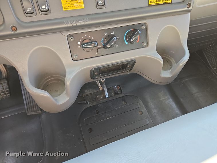 image for item EE8667 2012 Freightliner  Business Class M2 box truck