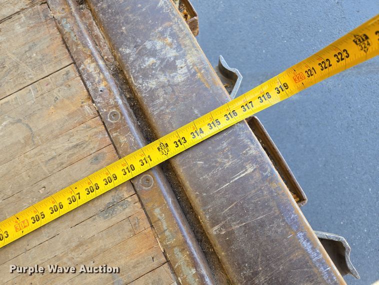 image for item EE8667 2012 Freightliner  Business Class M2 box truck