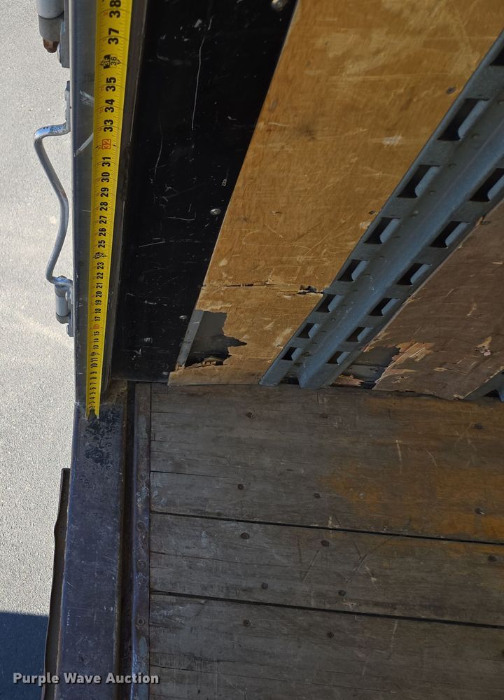 image for item EE8667 2012 Freightliner  Business Class M2 box truck