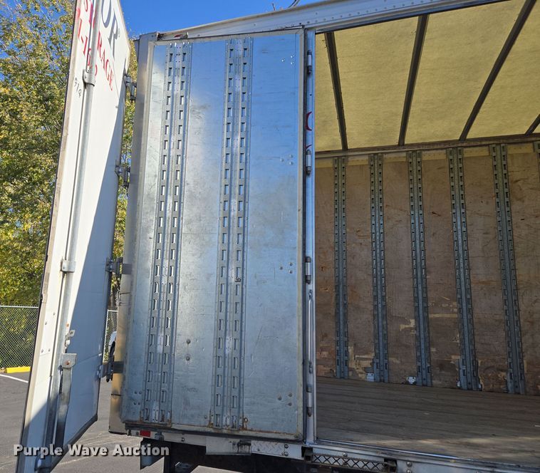 image for item EE8667 2012 Freightliner  Business Class M2 box truck