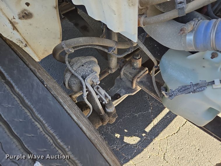 image for item EE8667 2012 Freightliner  Business Class M2 box truck