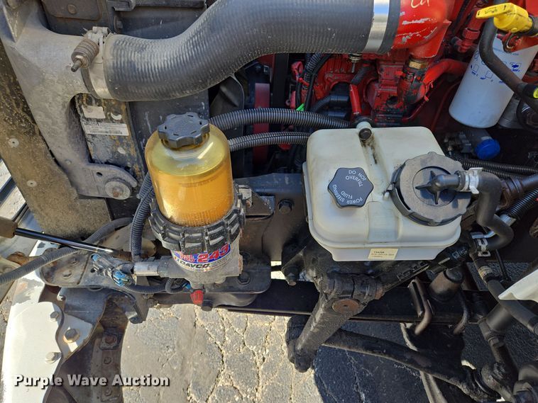 image for item EE8667 2012 Freightliner  Business Class M2 box truck