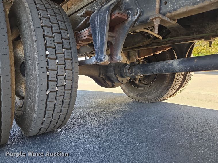 image for item EE8667 2012 Freightliner  Business Class M2 box truck