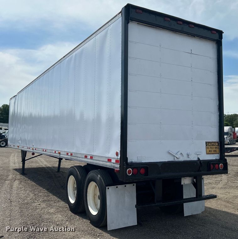 image for item EG0706 1986 Utility Trailer Mfg. Corp. VS2D dry van trailer