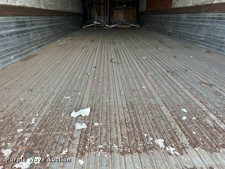 image for item EG0706 1986 Utility Trailer Mfg. Corp. VS2D dry van trailer
