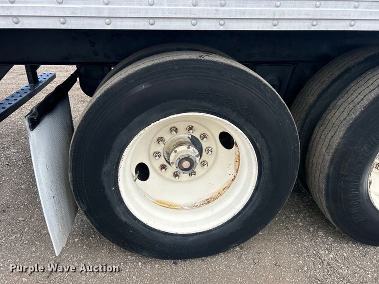 image for item EG0706 1986 Utility Trailer Mfg. Corp. VS2D dry van trailer
