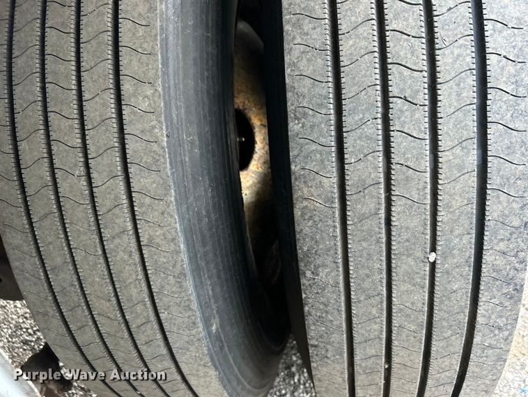 image for item EG0968 1984 Utility Trailer dry van trailer