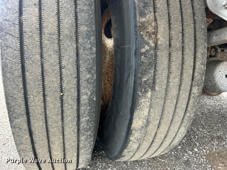 image for item EG0968 1984 Utility Trailer dry van trailer