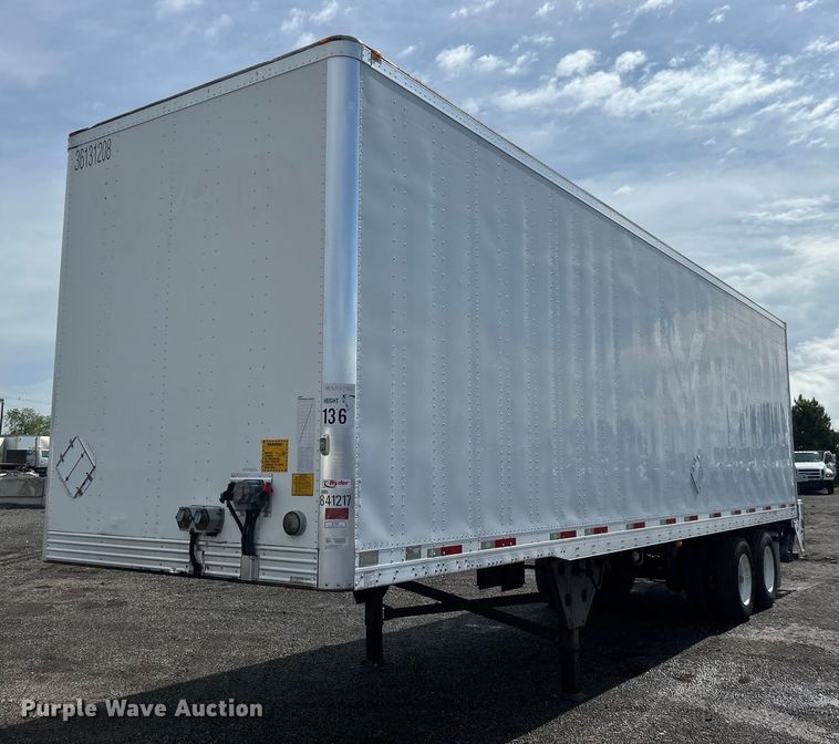 image for item EG1518 2013 Utility Trailer Mfg.  Co VS2DX dry van trailer