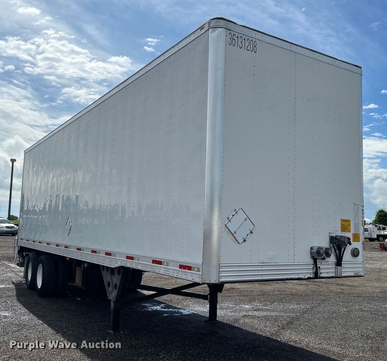 image for item EG1518 2013 Utility Trailer Mfg.  Co VS2DX dry van trailer