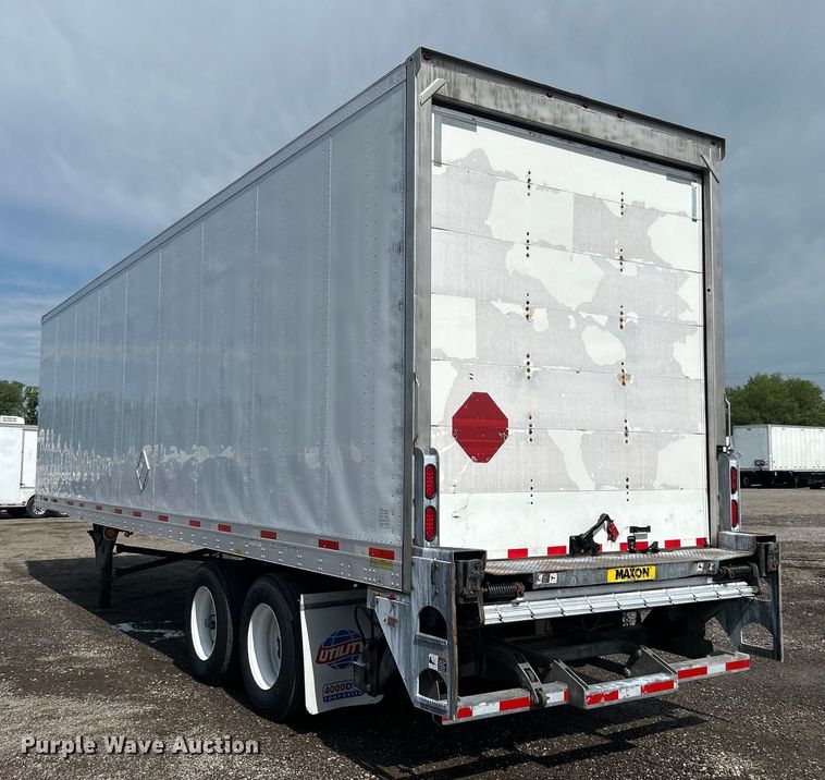image for item EG1518 2013 Utility Trailer Mfg.  Co VS2DX dry van trailer