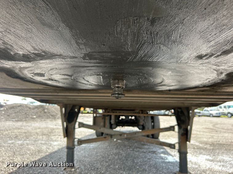 image for item EG1518 2013 Utility Trailer Mfg.  Co VS2DX dry van trailer