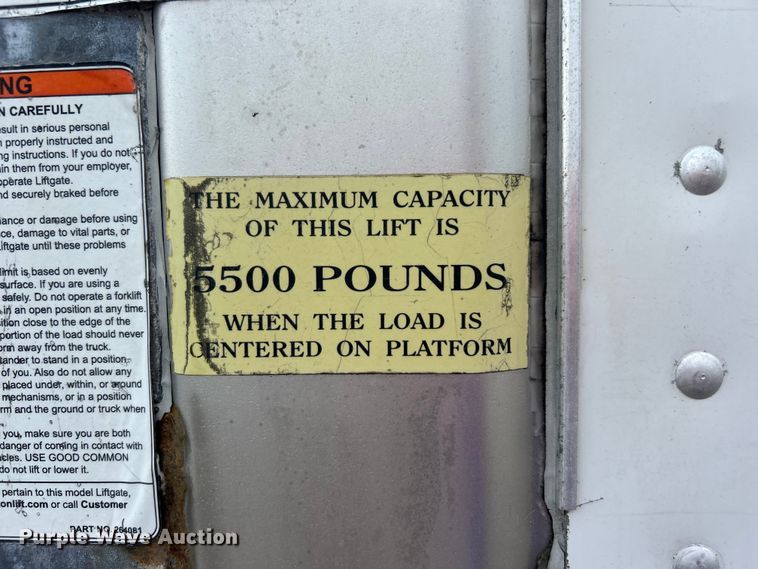 image for item EG1518 2013 Utility Trailer Mfg.  Co VS2DX dry van trailer