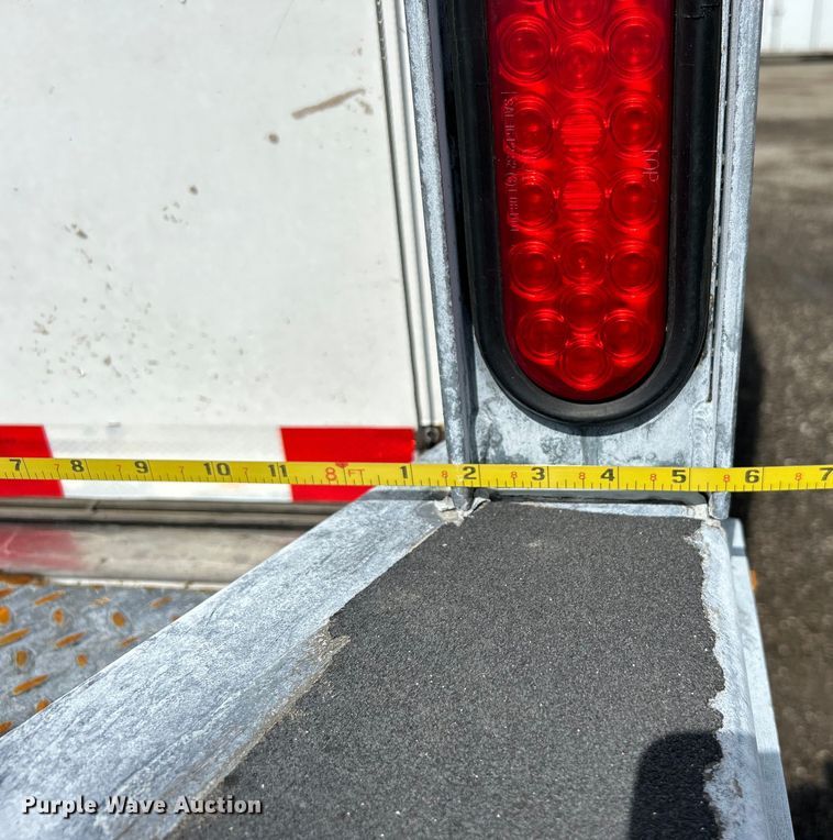 image for item EG1518 2013 Utility Trailer Mfg.  Co VS2DX dry van trailer