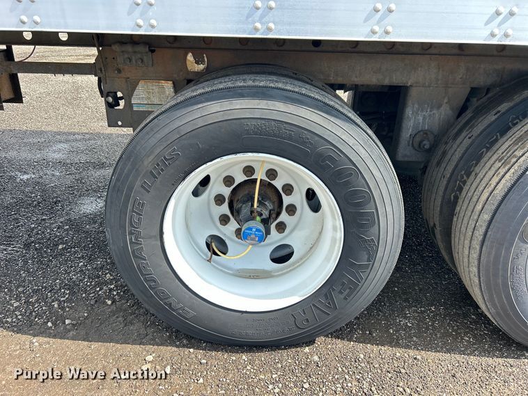 image for item EG1518 2013 Utility Trailer Mfg.  Co VS2DX dry van trailer