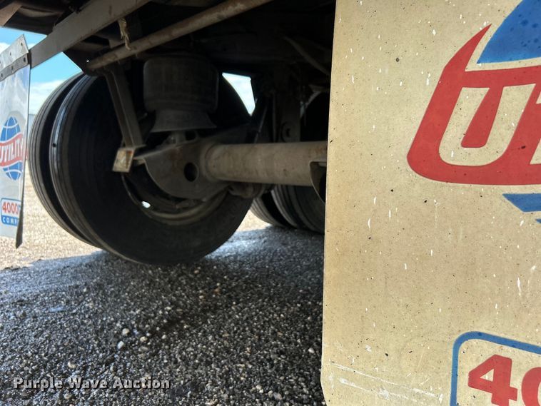 image for item EG1518 2013 Utility Trailer Mfg.  Co VS2DX dry van trailer