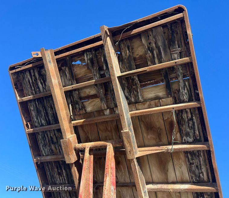 image for item EH2868 1990 GMC Top Kick C6000 dump flatbed truck