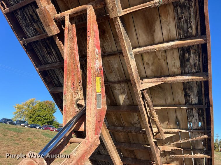 image for item EH2868 1990 GMC Top Kick C6000 dump flatbed truck