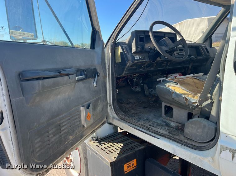 image for item EH2868 1990 GMC Top Kick C6000 dump flatbed truck