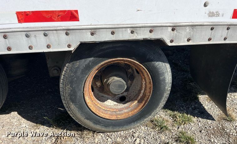 image for item EH2872 1995 Wabash dry van trailer