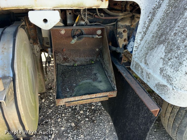 image for item EH2873 1980 MACK RWS766LST semi truck