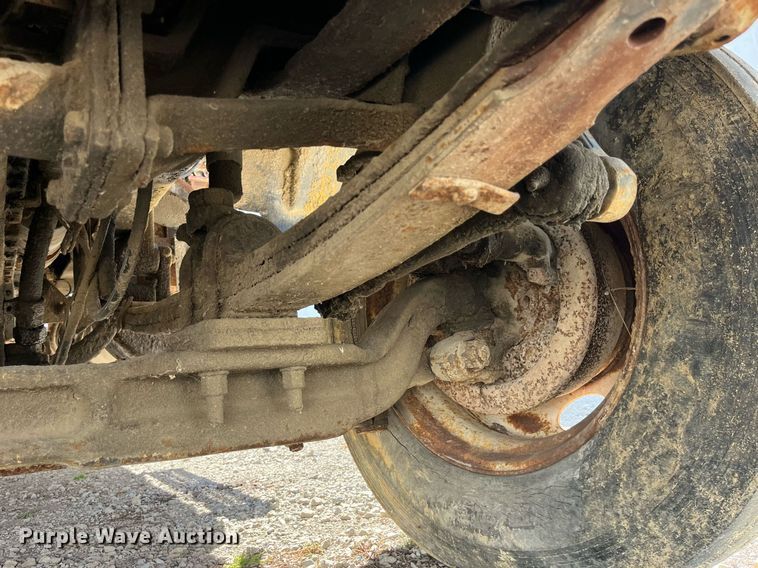 image for item EH2873 1980 MACK RWS766LST semi truck