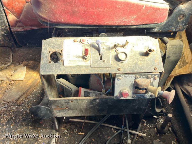 image for item EH2873 1980 MACK RWS766LST semi truck