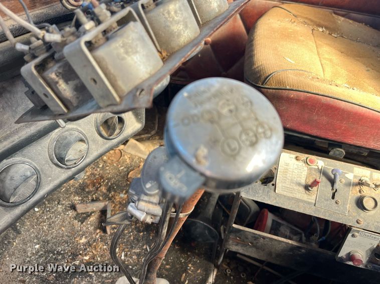 image for item EH2873 1980 MACK RWS766LST semi truck