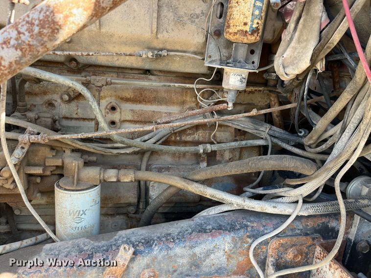 image for item EH2873 1980 MACK RWS766LST semi truck