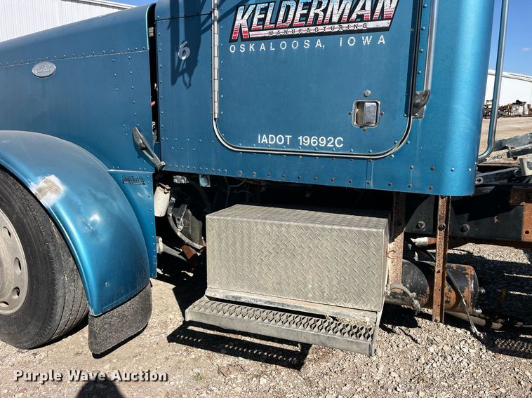image for item EH2874 1995 Peterbilt 379 semi truck
