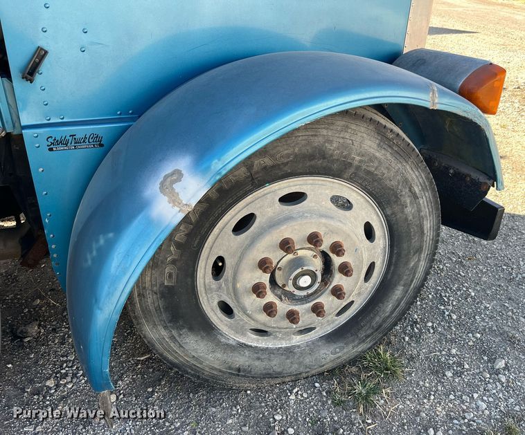 image for item EH2874 1995 Peterbilt 379 semi truck