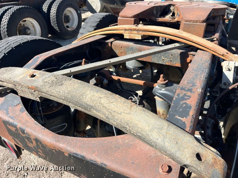 image for item EH2874 1995 Peterbilt 379 semi truck