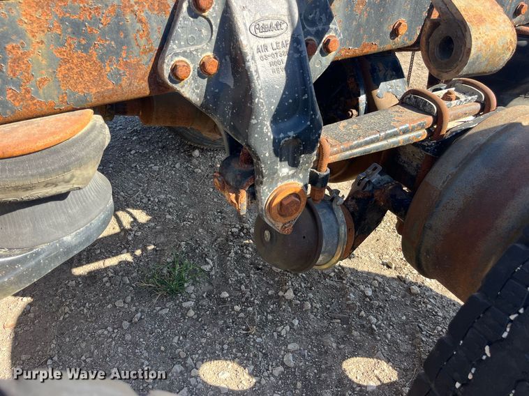 image for item EH2874 1995 Peterbilt 379 semi truck