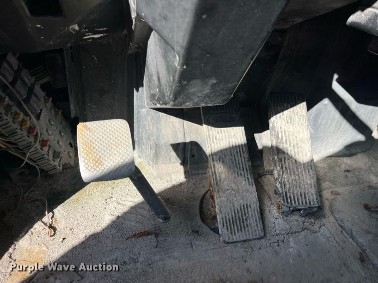 image for item EH2874 1995 Peterbilt 379 semi truck