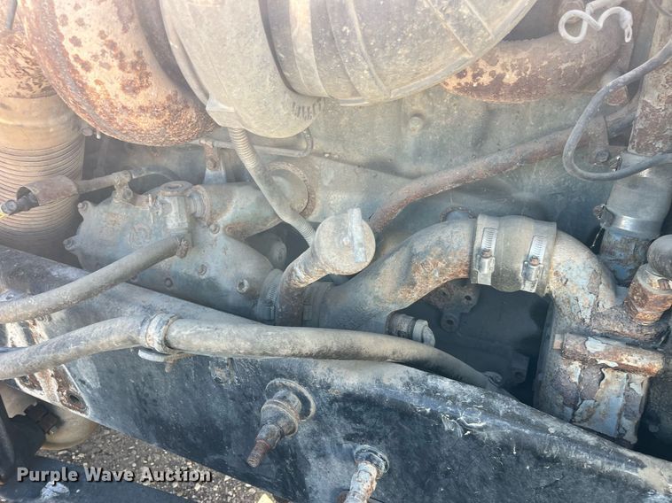 image for item EH2874 1995 Peterbilt 379 semi truck