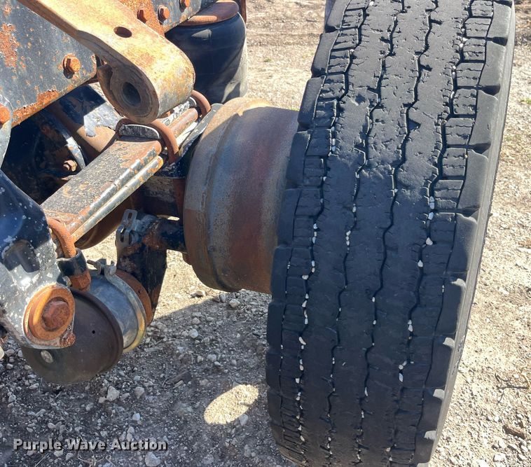 image for item EH2874 1995 Peterbilt 379 semi truck