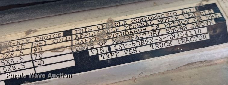 image for item EH2874 1995 Peterbilt 379 semi truck